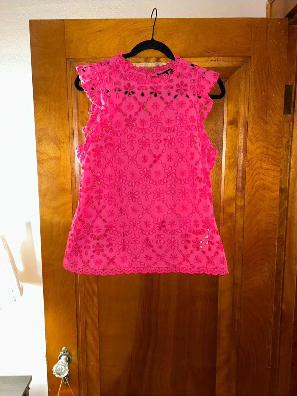J.Crew women’s pink eyelet mock neck embroidered top
#aJ385; medium
